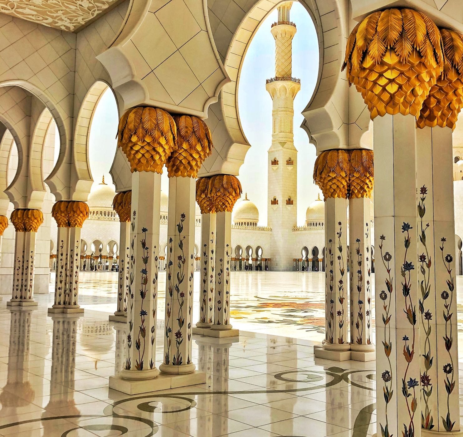 sheikh-zayed-grand-mosque-treasure-of-abu-dhabi.jpg